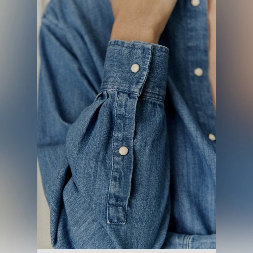 SÉZANE Max Denim Long Sleeve Button Down Shirt - Picture 4 of 15